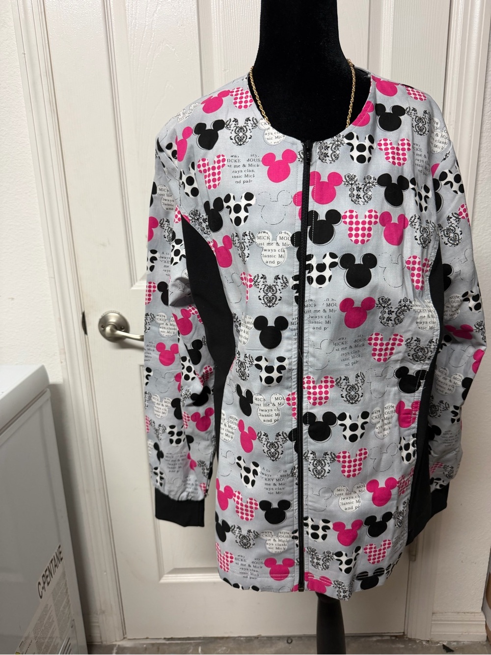 Disney Mickey Mouse Scrub Jacket large Gray Pink Cute Nurse Uniform